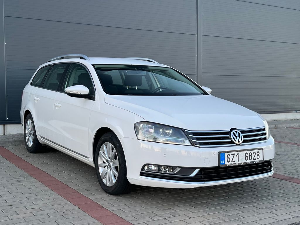 volkswagen-passat-tdi-alu-navi-plny-servis - 2