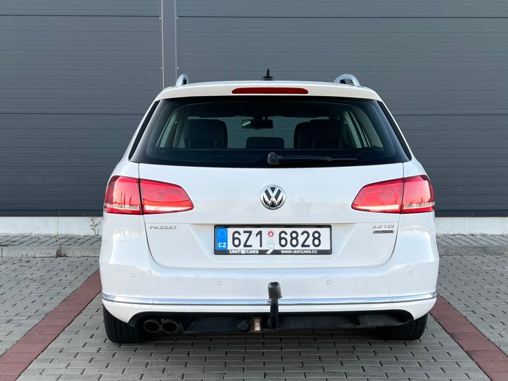 volkswagen-passat-tdi-alu-navi-plny-servis - 4