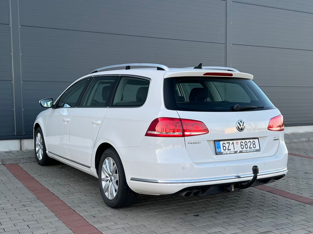 volkswagen-passat-tdi-alu-navi-plny-servis - 5
