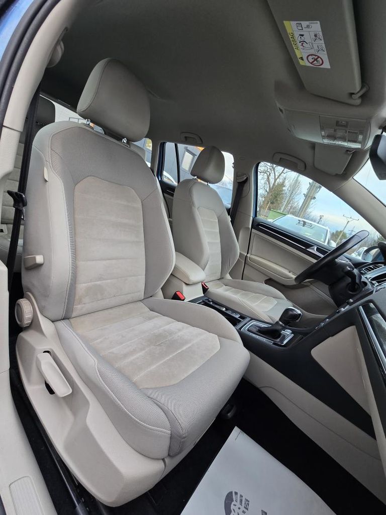 volkswagen-golf-1-4tsi-110kw-dsg-highline-dph - 9