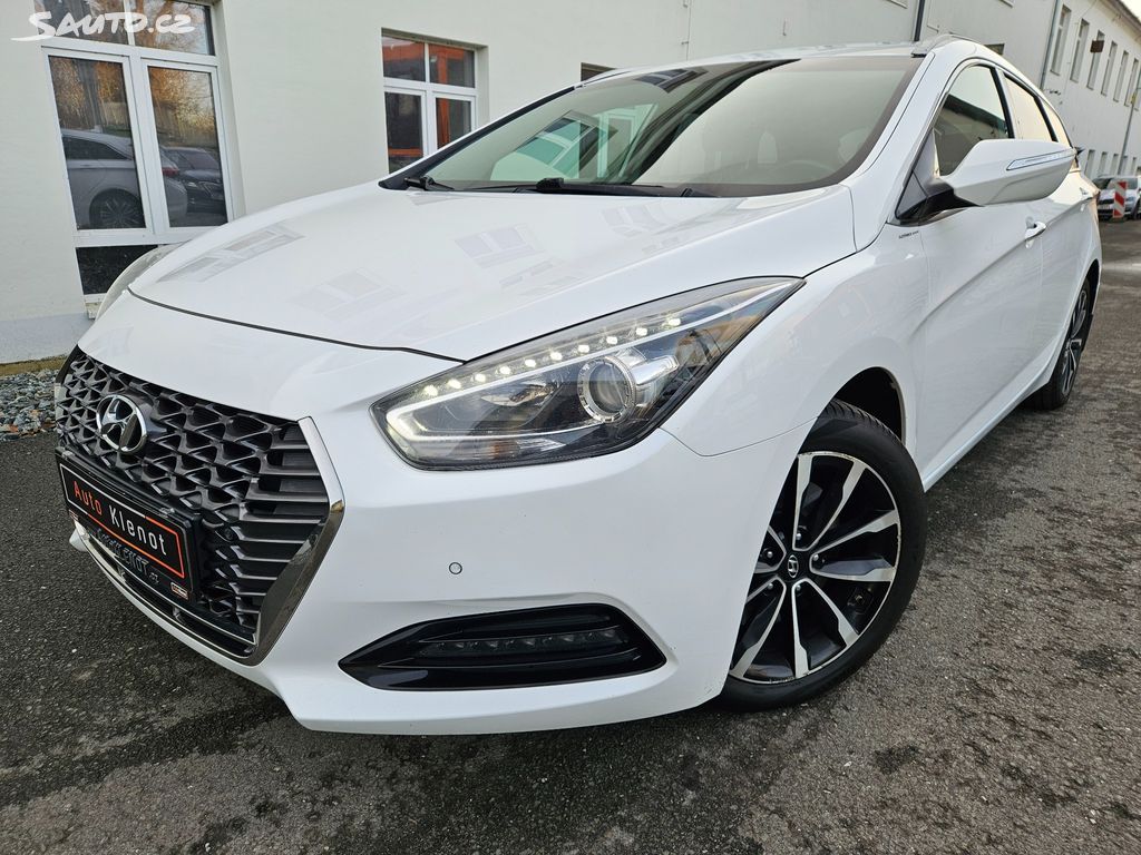 Hyundai i40 100kW VÝHŘEV KAMER DPH