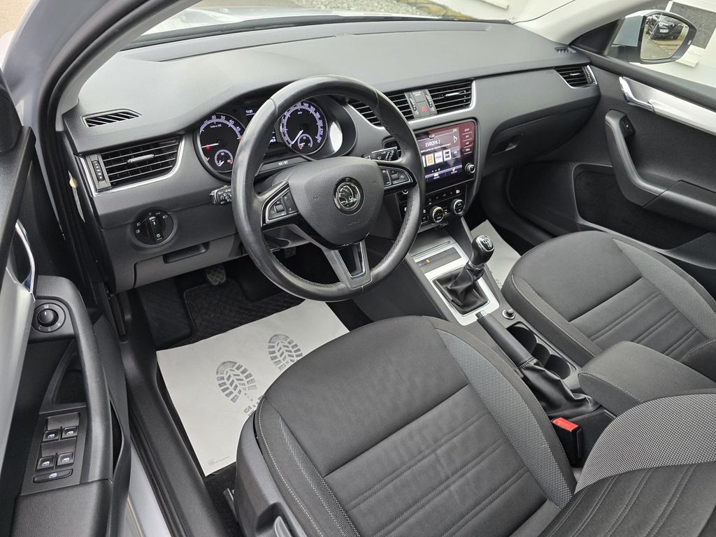 skoda-octavia-1-6tdi-style-led-digiklima-dph - 8
