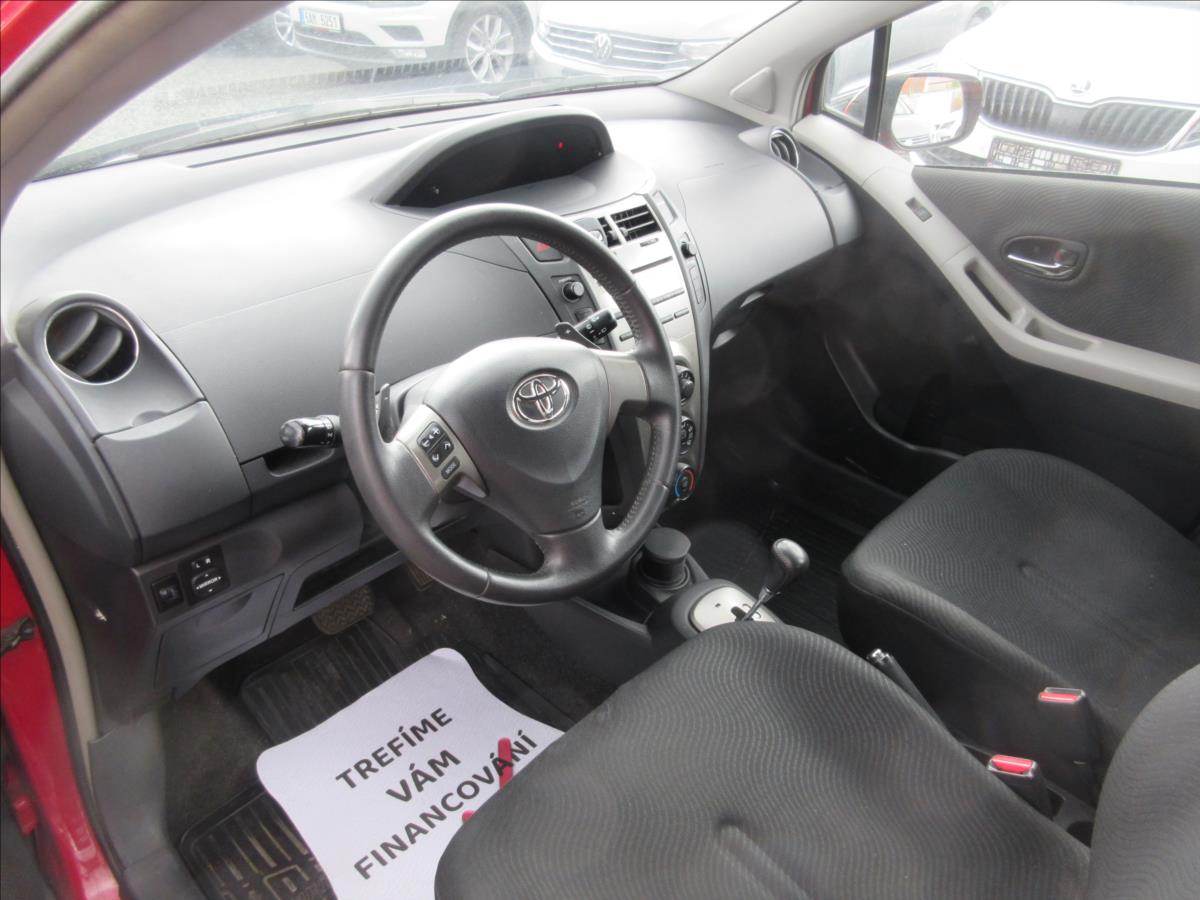toyota-yaris-1-3-vvti-automat - 5