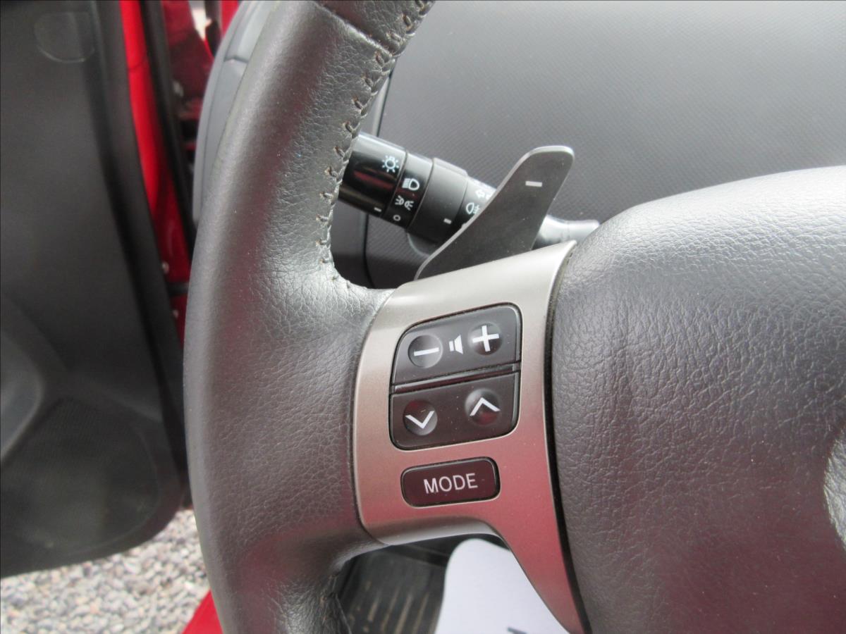 toyota-yaris-1-3-vvti-automat - 9