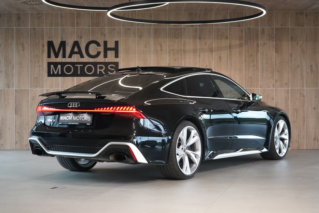 audi-rs-7-carbon-b-o-matrix-ventilace - 6