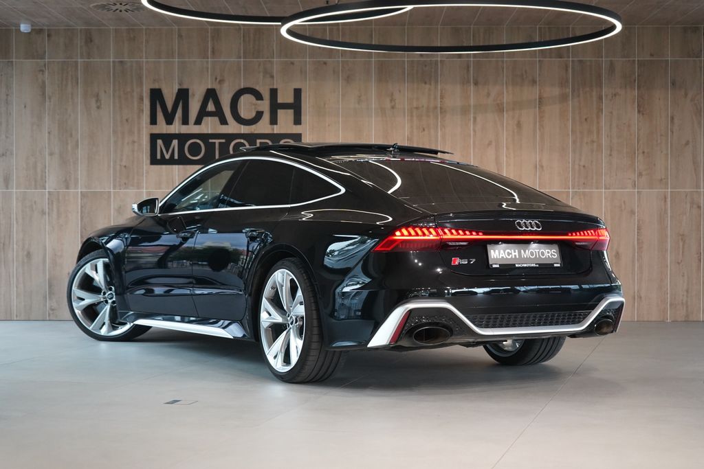 audi-rs-7-carbon-b-o-matrix-ventilace - 9