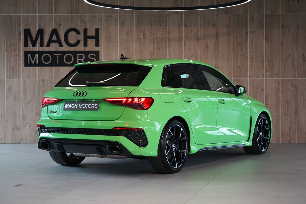 audi-rs-3-sportback-quattro-matrix-b-o - 7