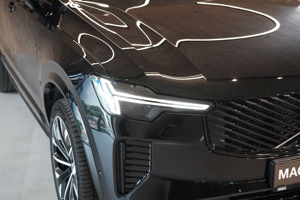 volvo-xc90-b5-awd-plus-dark-vzduch-360 - 4