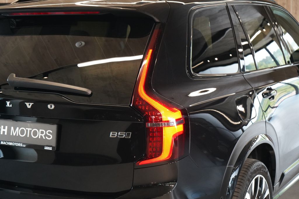 volvo-xc90-b5-awd-plus-dark-vzduch-360 - 8