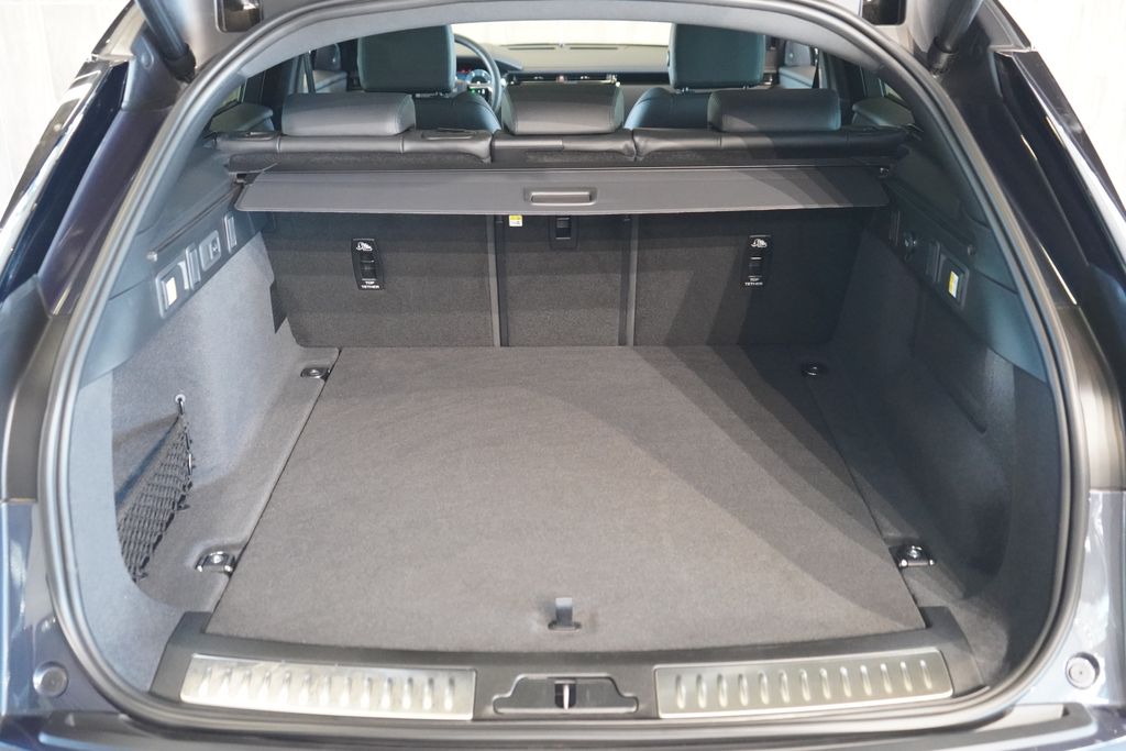 land-rover-range-rover-velar-d300-awd-dynamic-se-tazne - 7