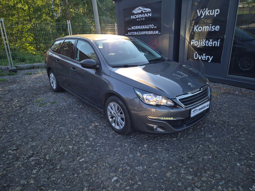 Peugeot 308 1.6HDi 73kw, tažné, ČR, 2.majitel