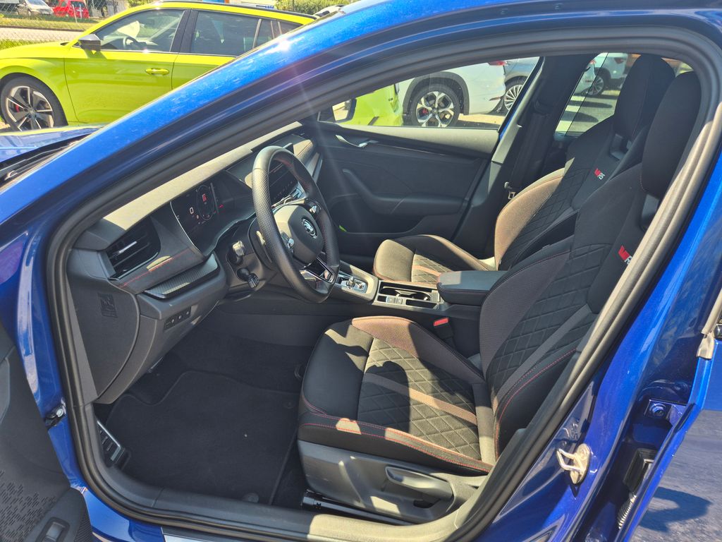 skoda-octavia-rs-2-0tsi-dsg-180kw-cz-zaruk - 9