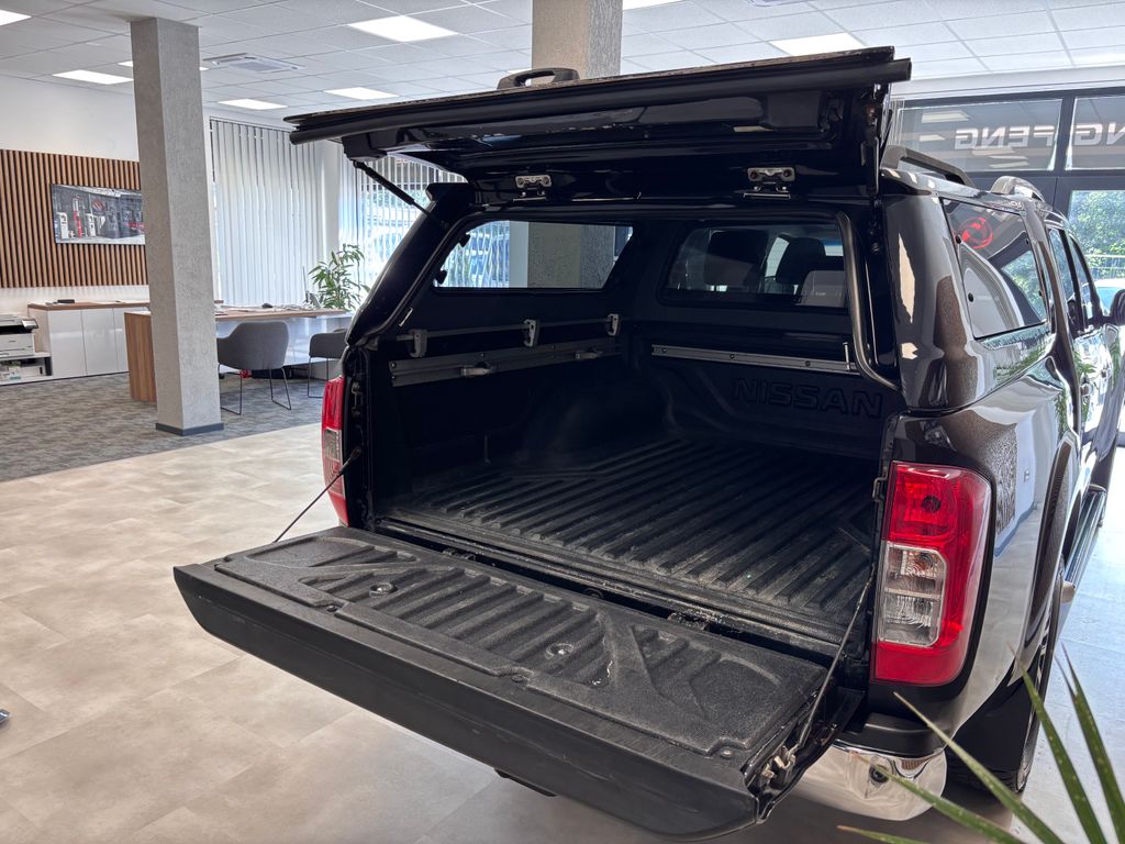 nissan-navara-2-3-dci-hardtop-4x4-automat - 9