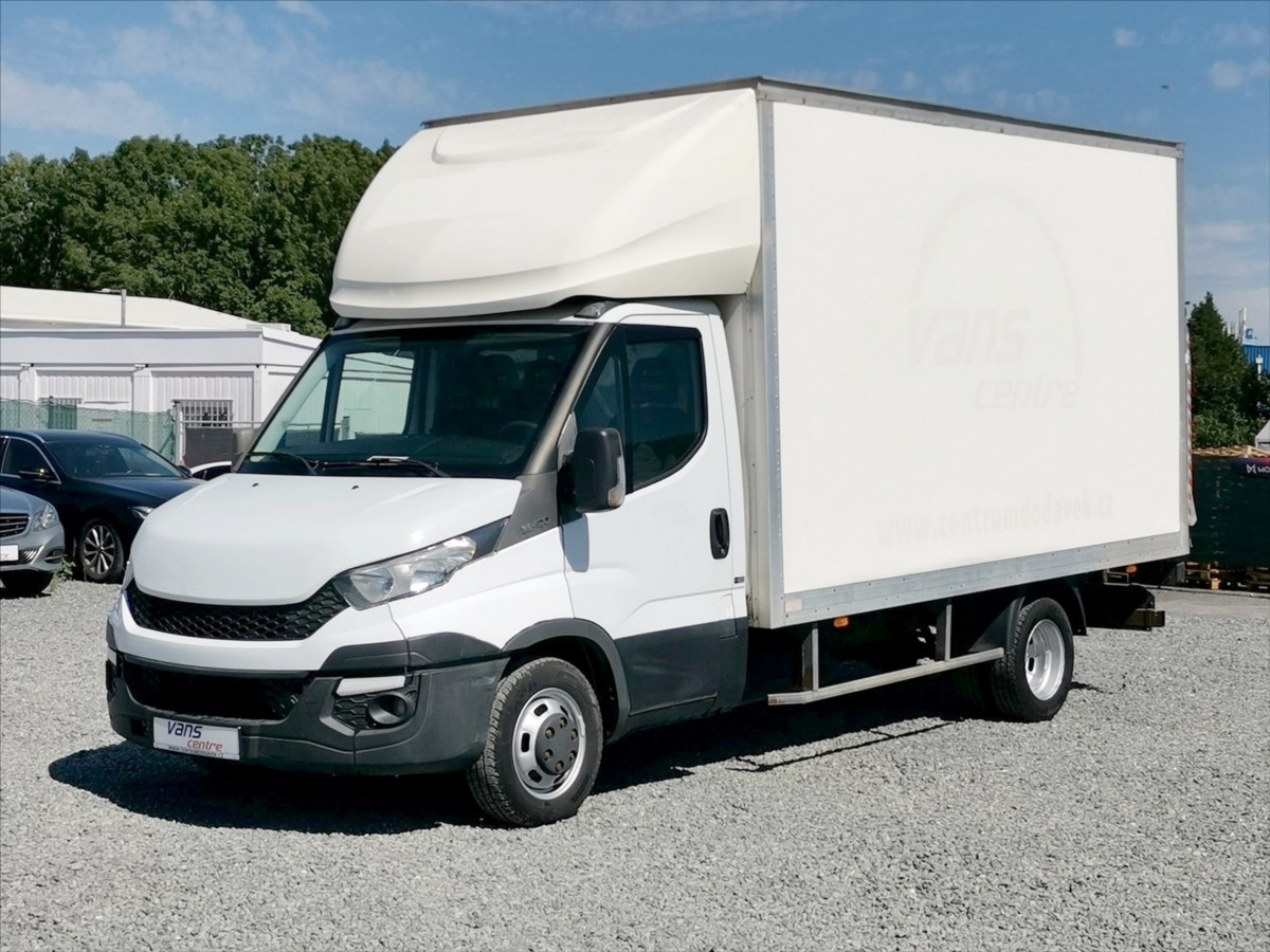 Iveco Daily 35C15 skříň 8palet/ h.čelo