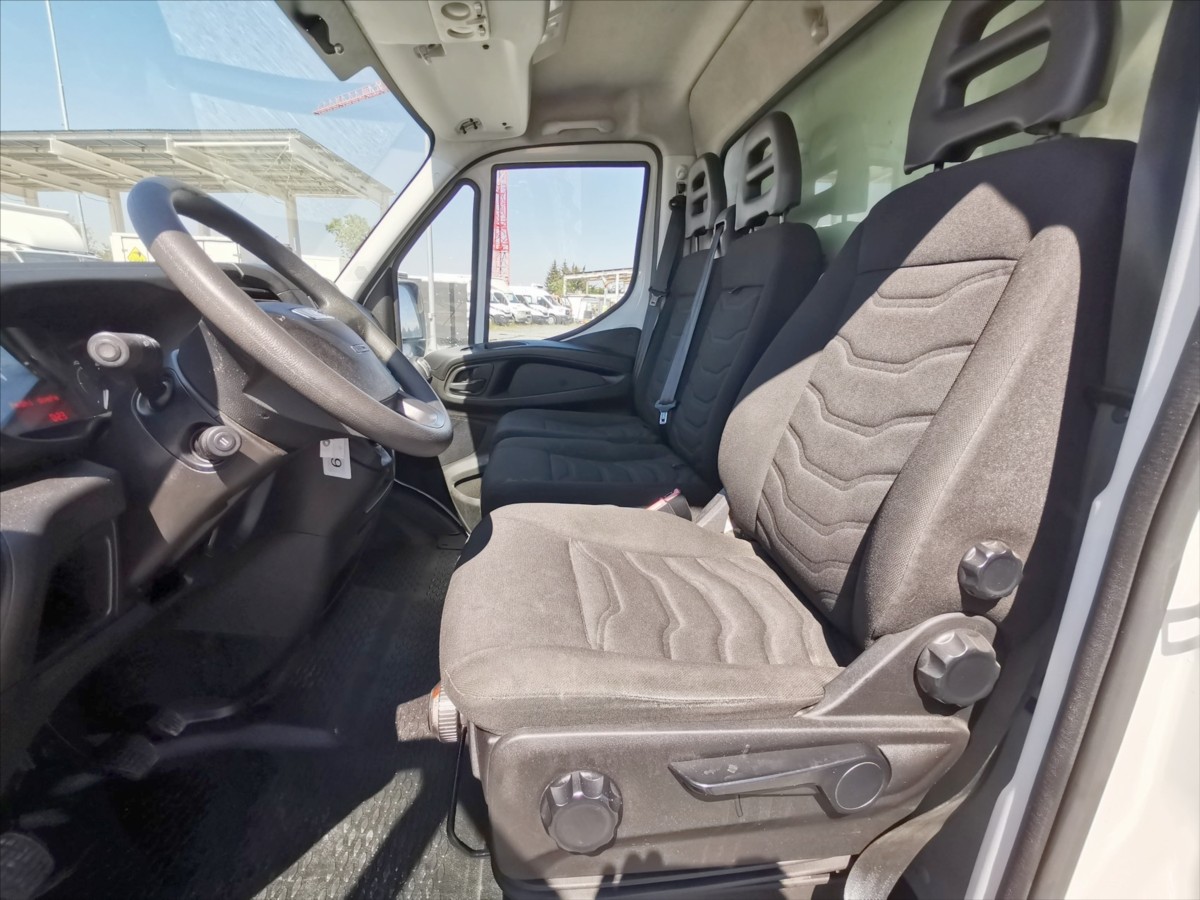 iveco-daily-35c15-skrin-8palet-h-celo - 4