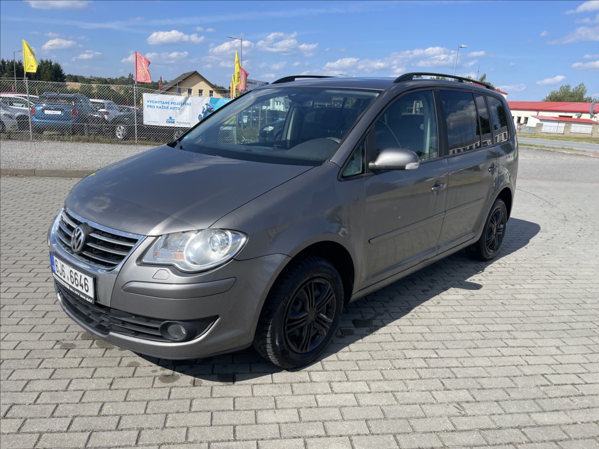 Volkswagen Touran 1,9 TDi 77kw 6rychlostí Klimatronic