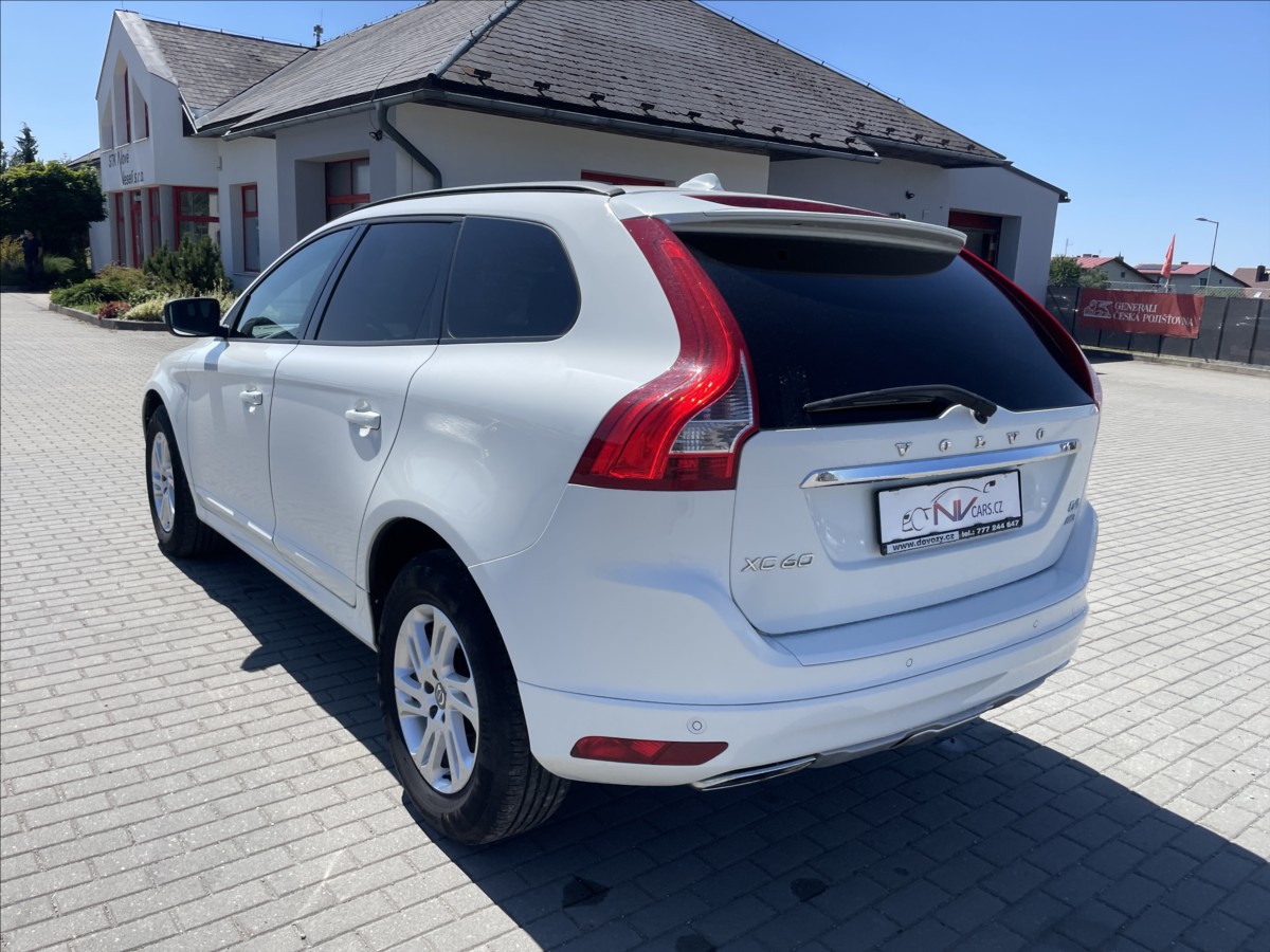 volvo-xc60-2-4-d4-geartronic-kinetic-awd-xenon-tazne - 2