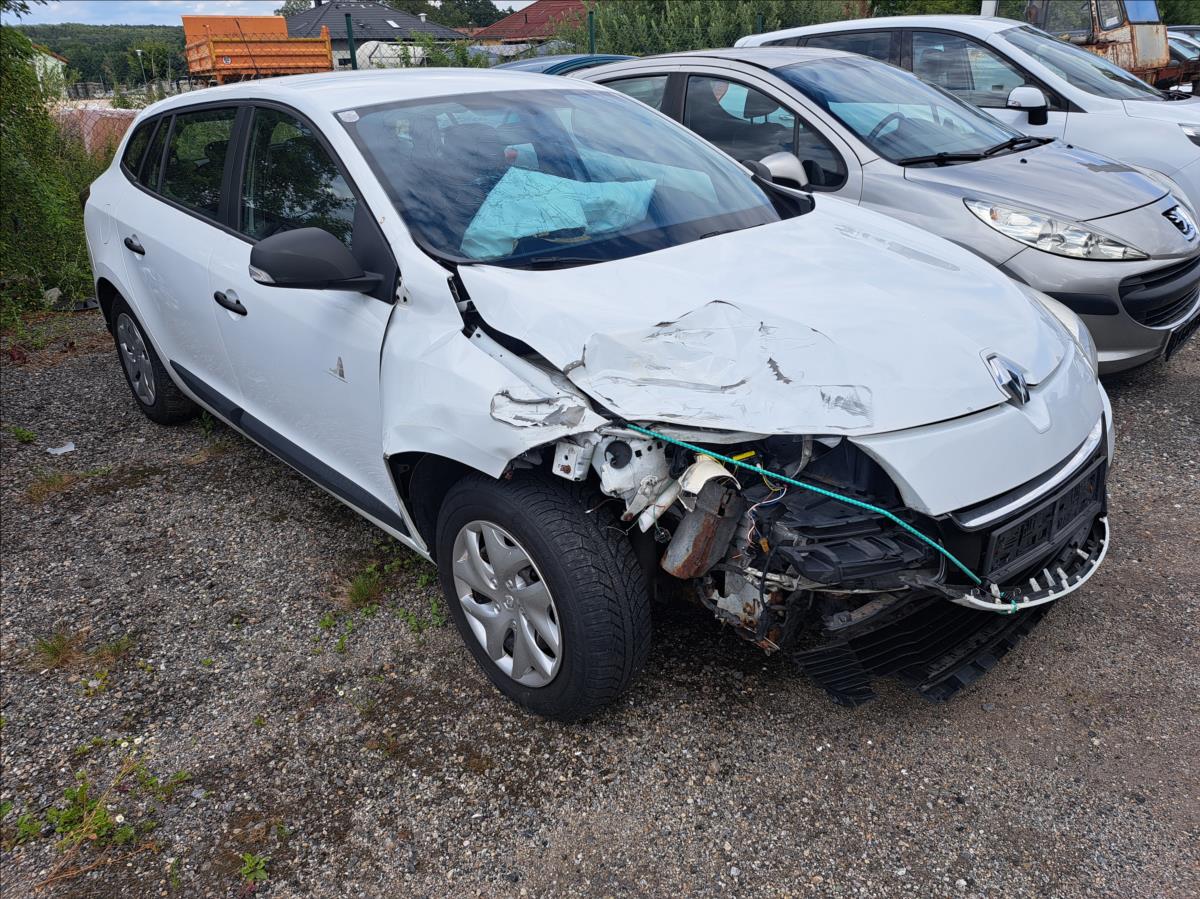 renault-megane-1-5-dci - 2