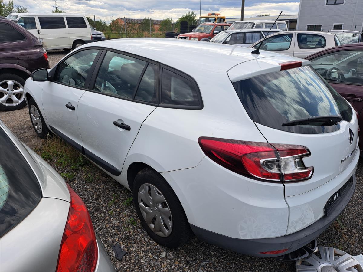 renault-megane-1-5-dci - 6