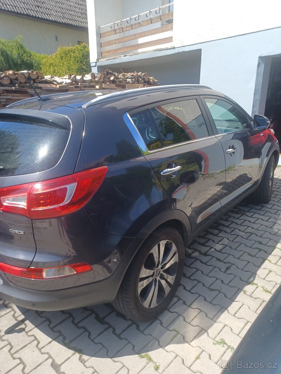 kia-sportage-2-0-crdi-nova-4x4-ser-historie - 4