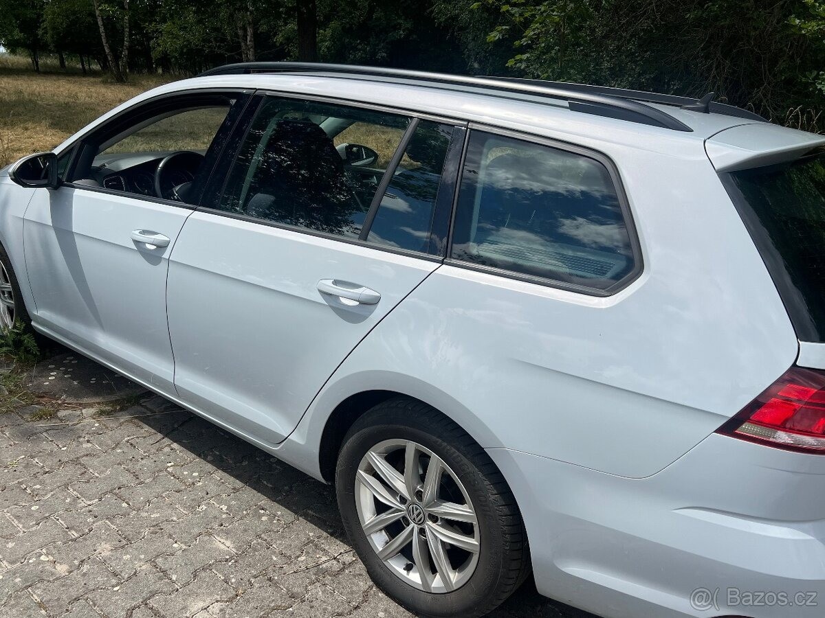 volkswagen-golf-2-0-7 - 1