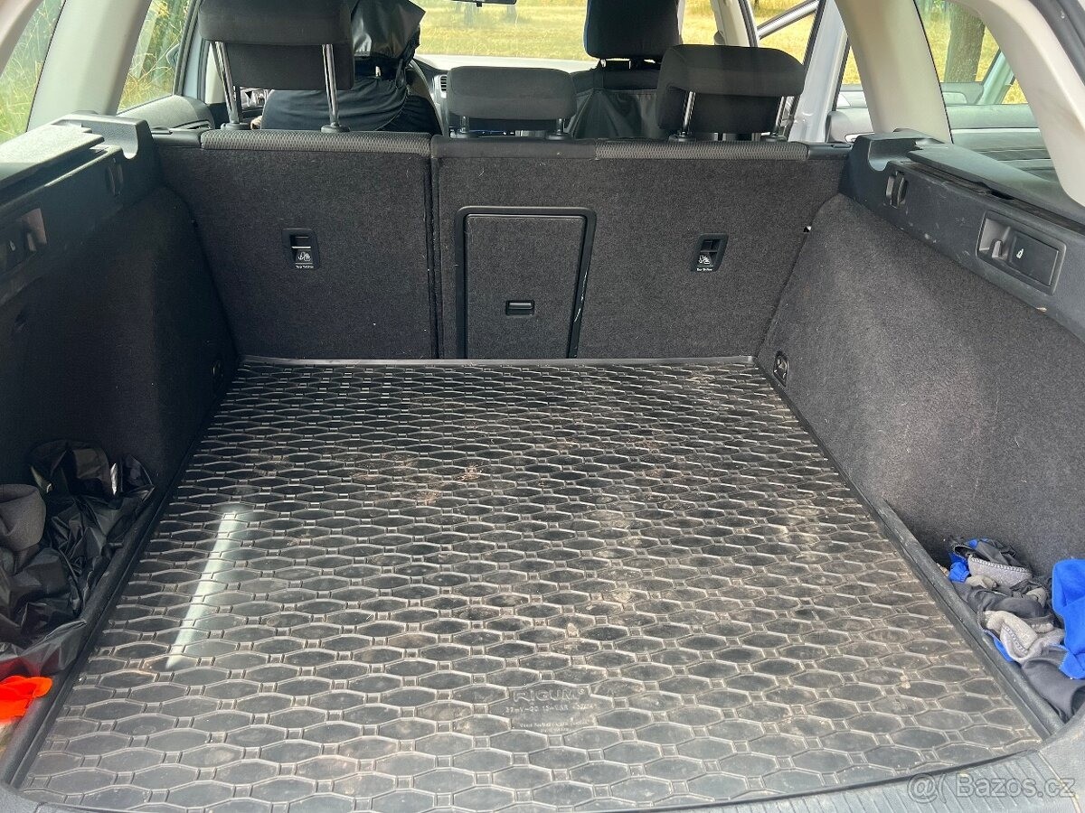 volkswagen-golf-2-0-7 - 9