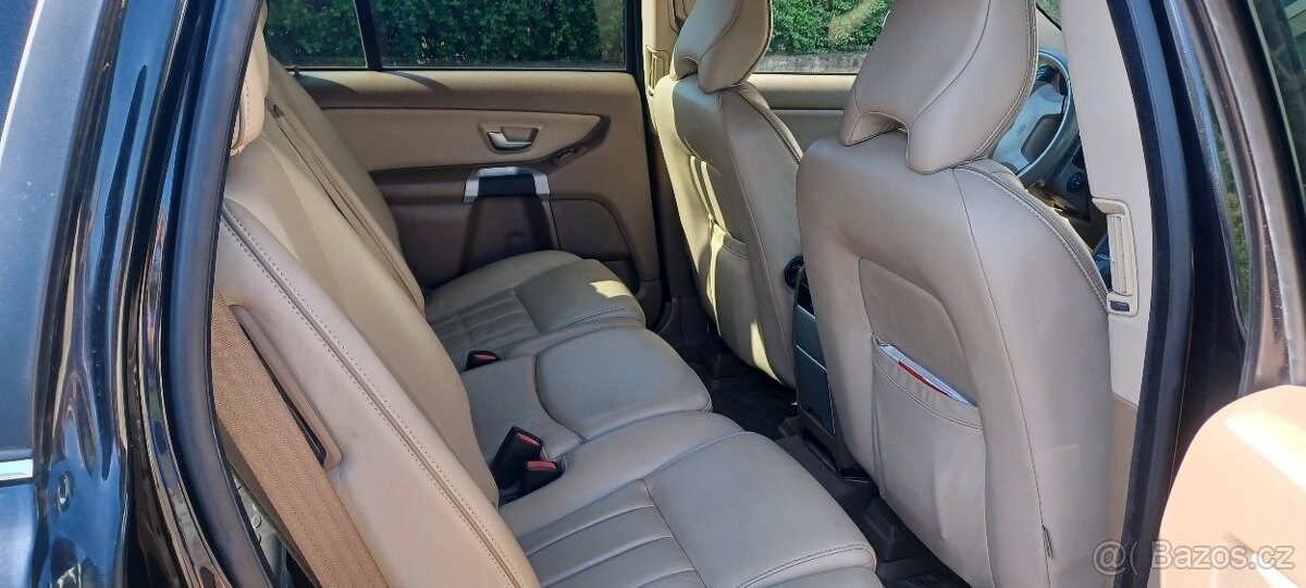 volvo-xc90-2-4-7-mist-4x4-d5-147kw - 8