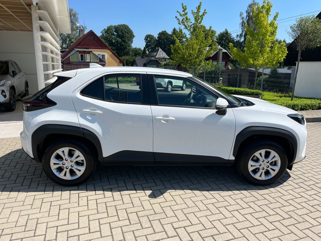 toyota-yaris-cross-1-5-vvt-i-125k-6mt-active - 6