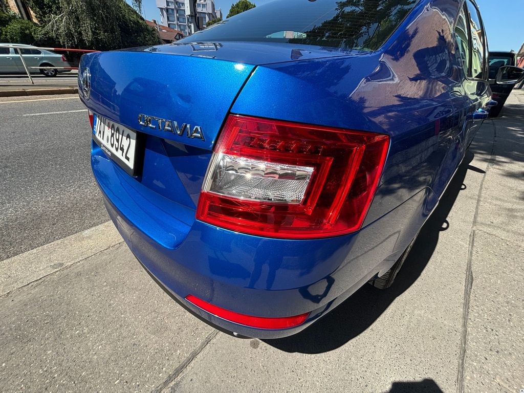 skoda-octavia-1-6tdi-2015-elegance-cr-manual - 7