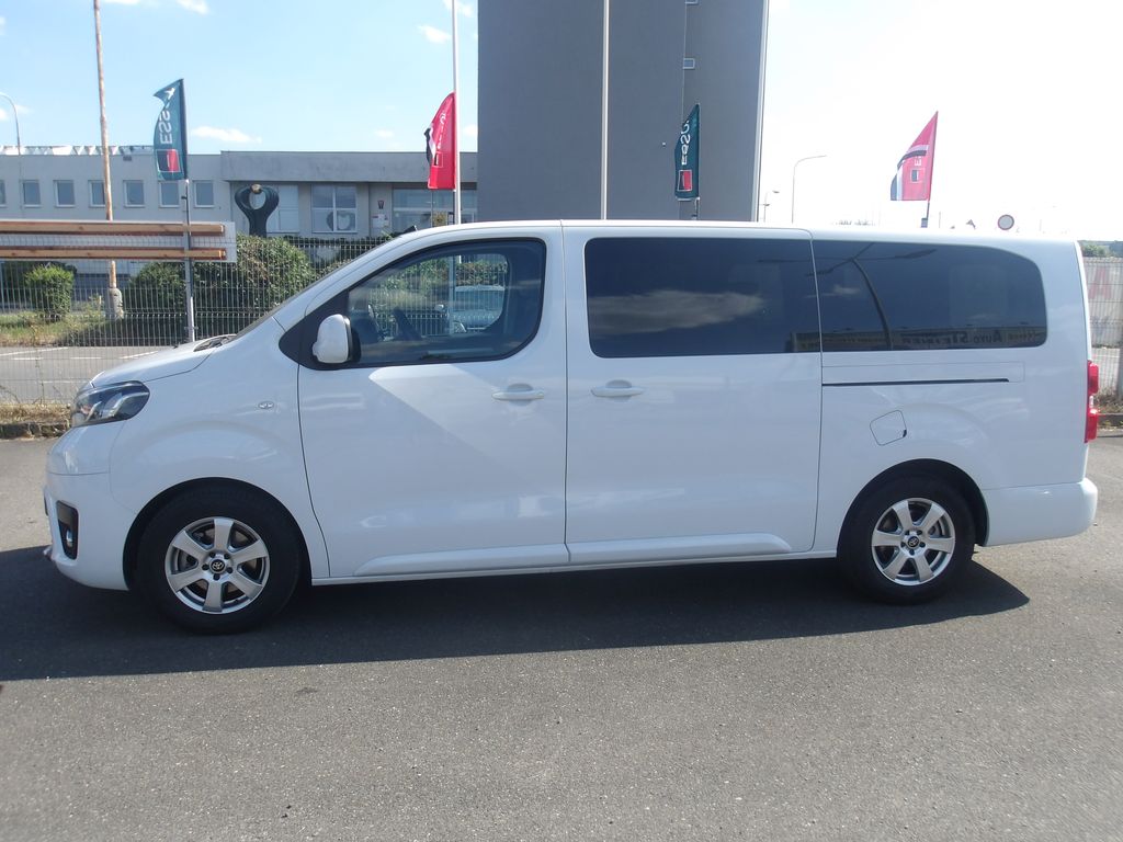toyota-proace-verso-2-0d-4d-l2-cr-i-maj-zaruka - 1
