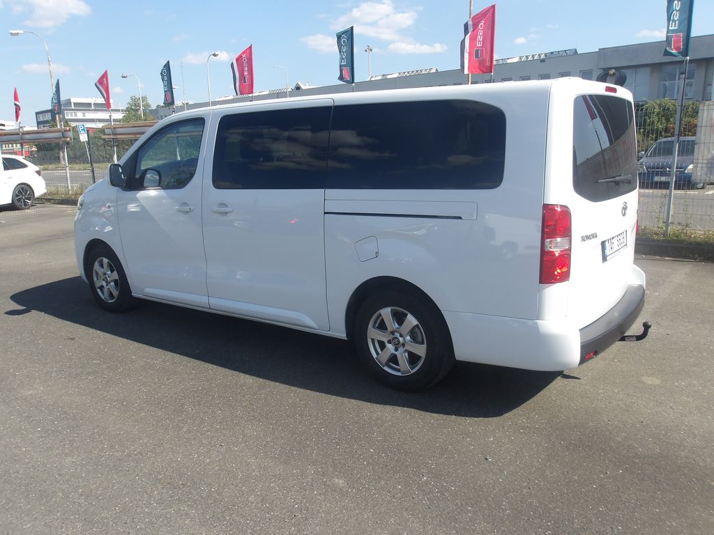toyota-proace-verso-2-0d-4d-l2-cr-i-maj-zaruka - 2
