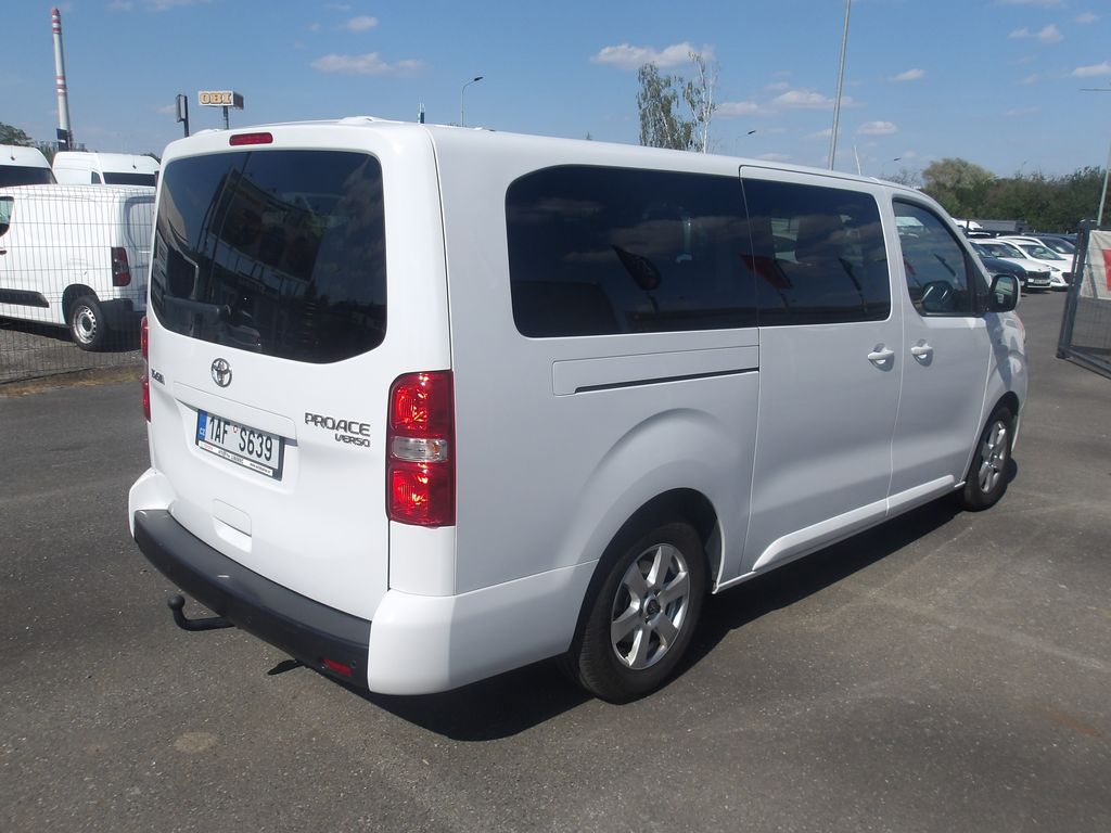 toyota-proace-verso-2-0d-4d-l2-cr-i-maj-zaruka - 4