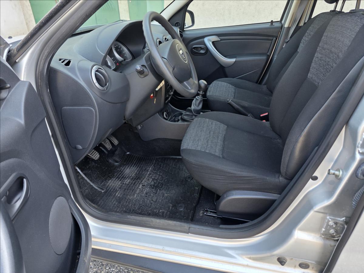 dacia-duster-1-5-dci-66kw-4x4-1-majitel-2xkola-1-5dci-66kw-4x4-1-majitel-2xko - 8