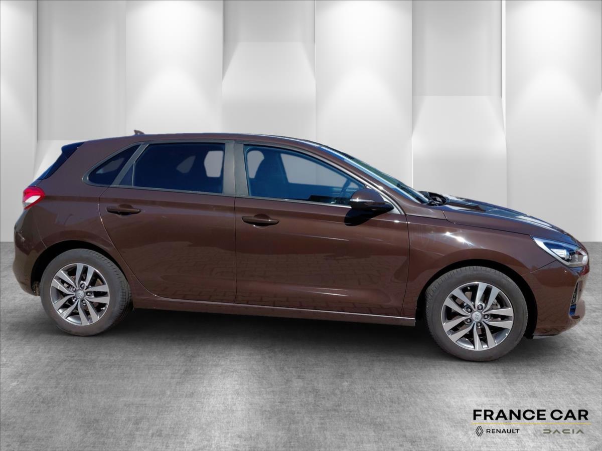 hyundai-i30-1-6-crdi-style-81kw-crdi-style-81kw - 3