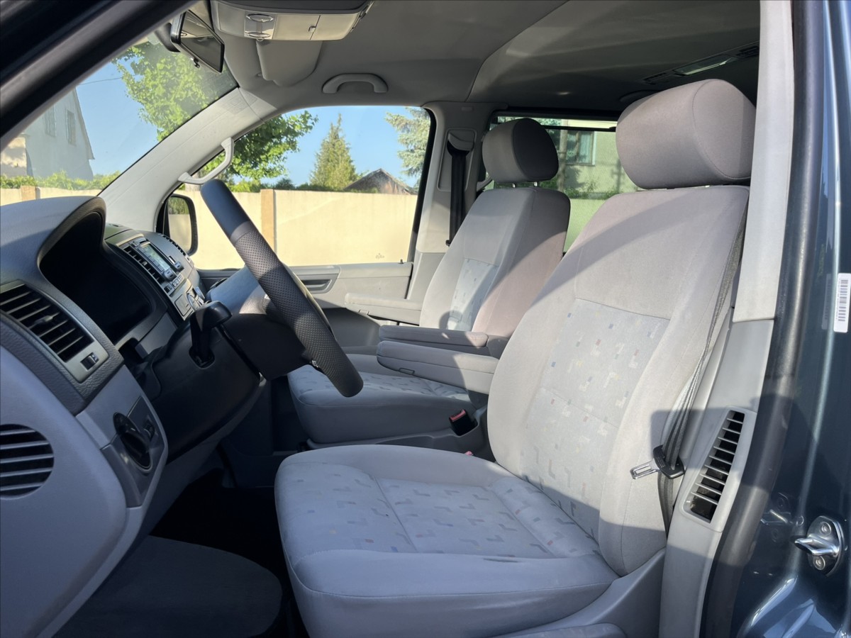 volkswagen-multivan-1-9-tdi-75kw-trend - 7