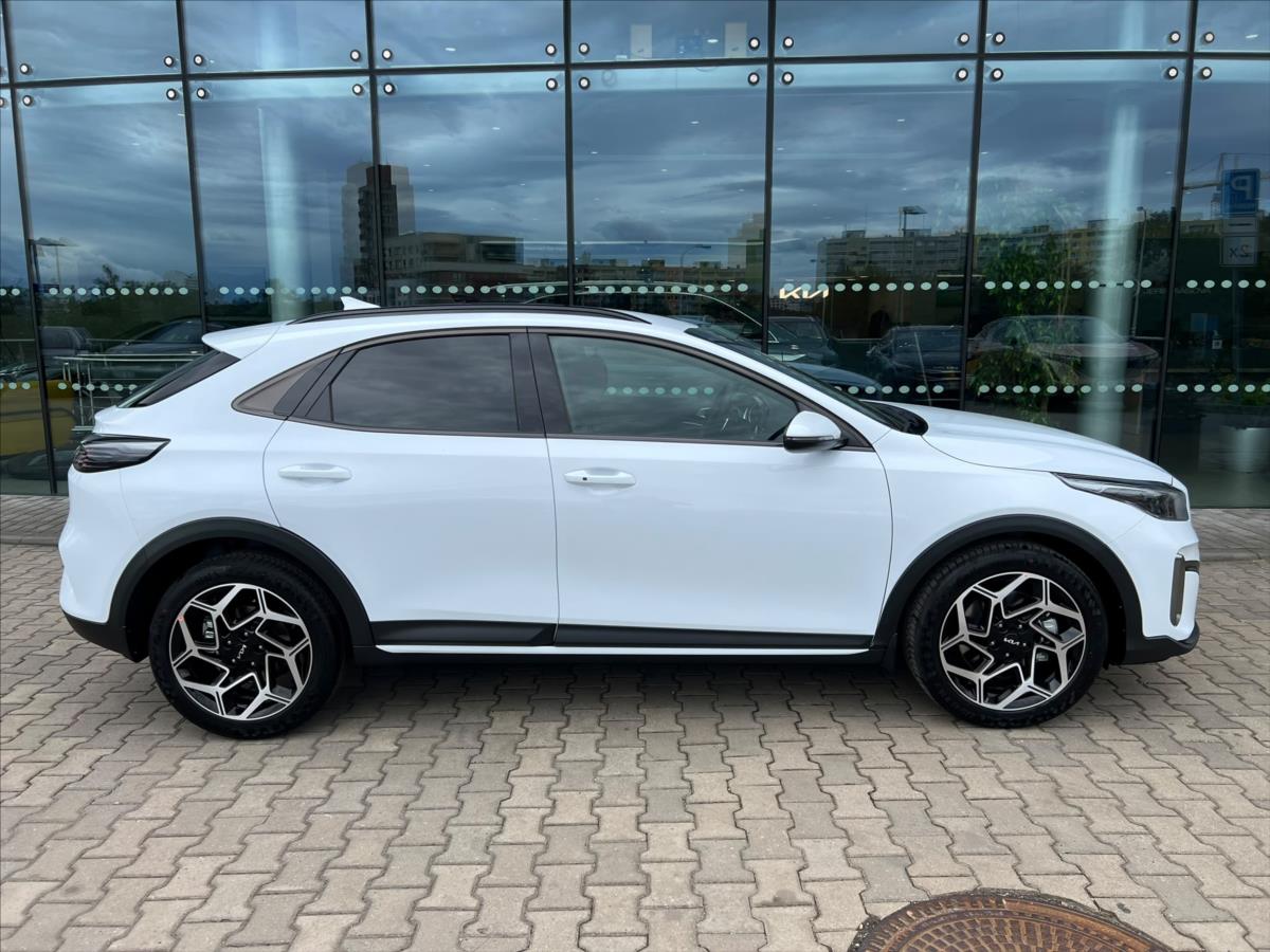 kia-xceed-1-6-t-gdi-gpf-7dct-gt-line - 3