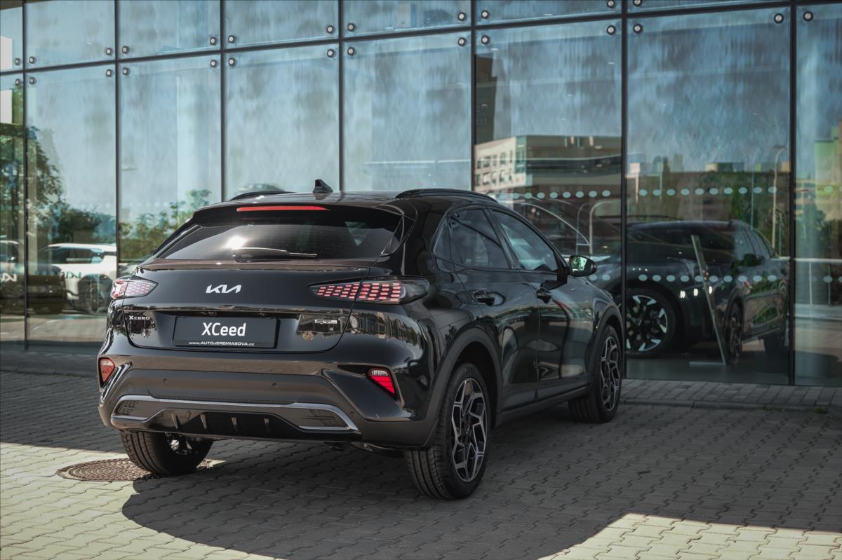 kia-xceed-1-6-t-gdi-gpf-7dct-gt-line-132-kw - 3