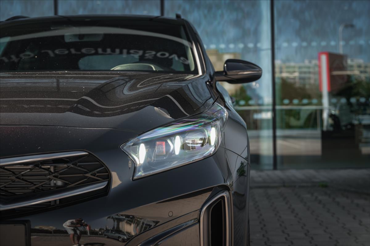 kia-xceed-1-6-t-gdi-gpf-7dct-gt-line-132-kw - 8