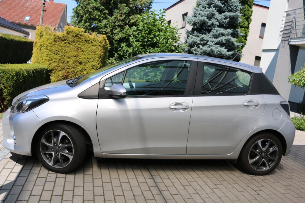 toyota-yaris-1-5-hybrid-automat - 6
