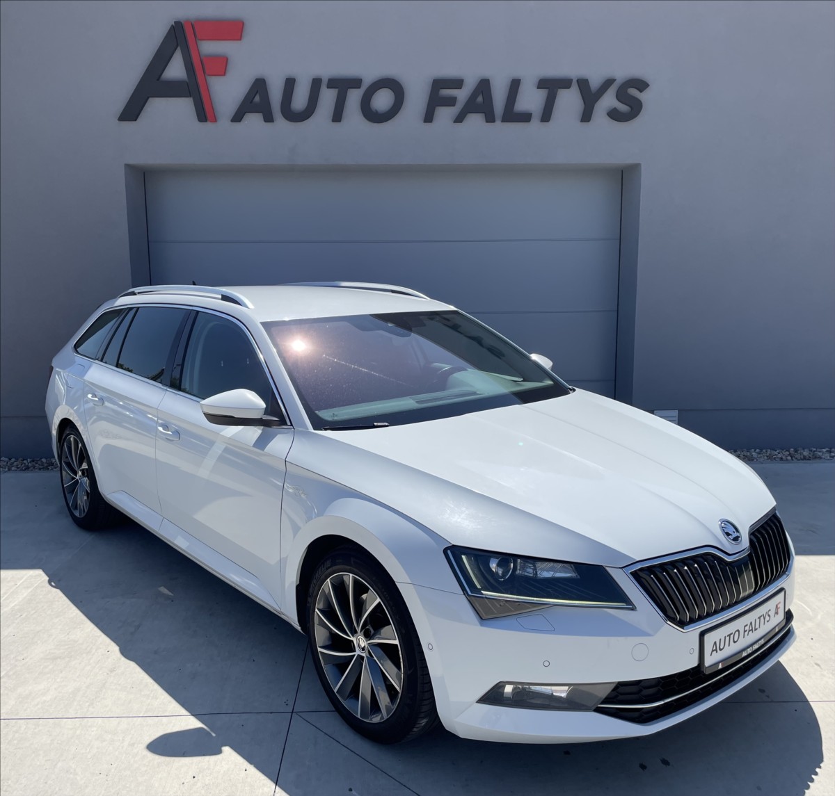 Škoda Superb 2,0 TDI 140KW 4X4 L&K DSG,ČR.
