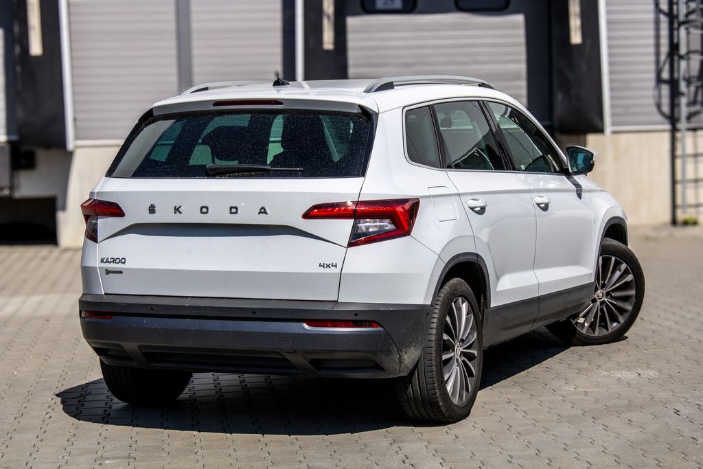 skoda-karoq-2-0-tdi-dsg-4x4-style-plus-web - 3