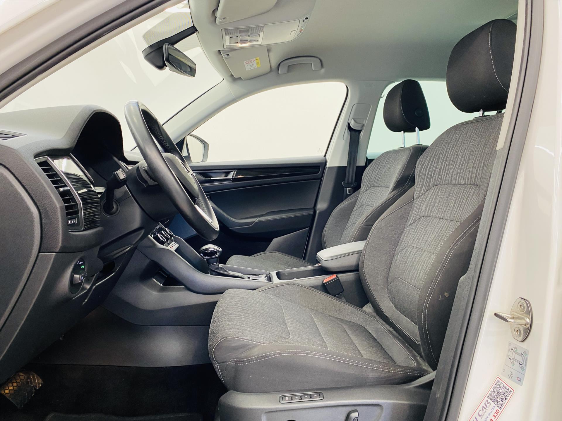 skoda-kodiaq-2-0-tdi-dsg-140kw-4x4-style - 4