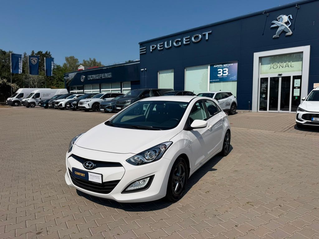 Hyundai i30 1.4CVVT 100 MAN6 Trikolor