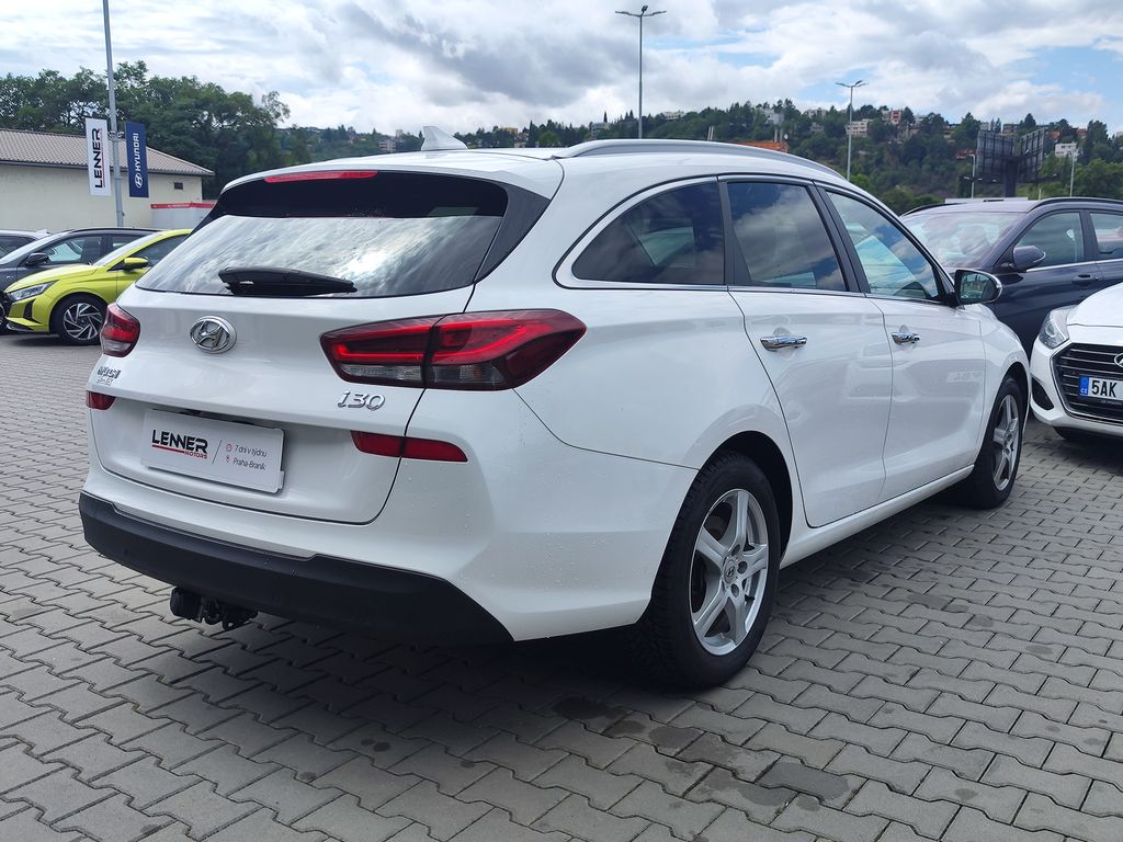 hyundai-i30-1-4-t-gdi-103kw-style-premium - 4