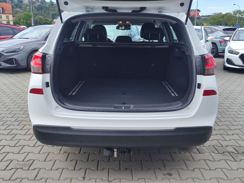 hyundai-i30-1-4-t-gdi-103kw-style-premium - 8