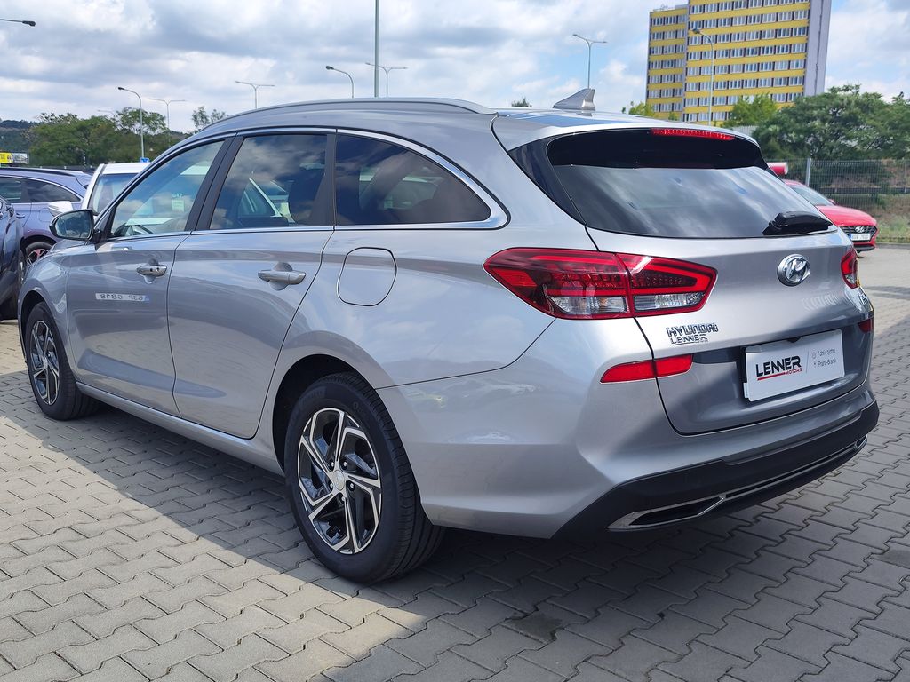 hyundai-i30-1-5-t-gdi-117kw-smart-navi - 6