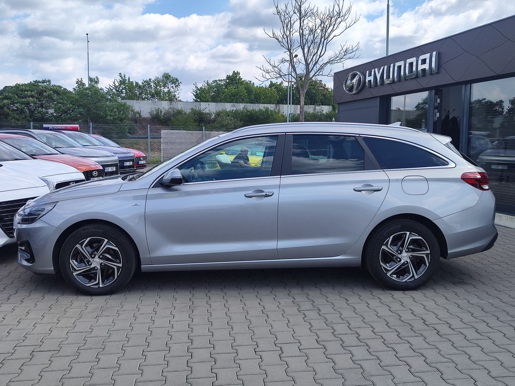 hyundai-i30-1-5-t-gdi-117kw-smart-navi - 7