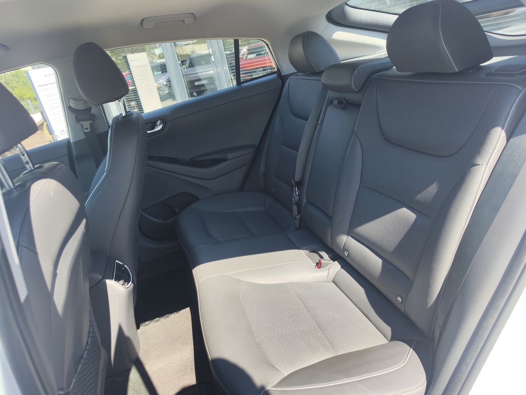 hyundai-ioniq-ev-88kw-ultimate-at - 9