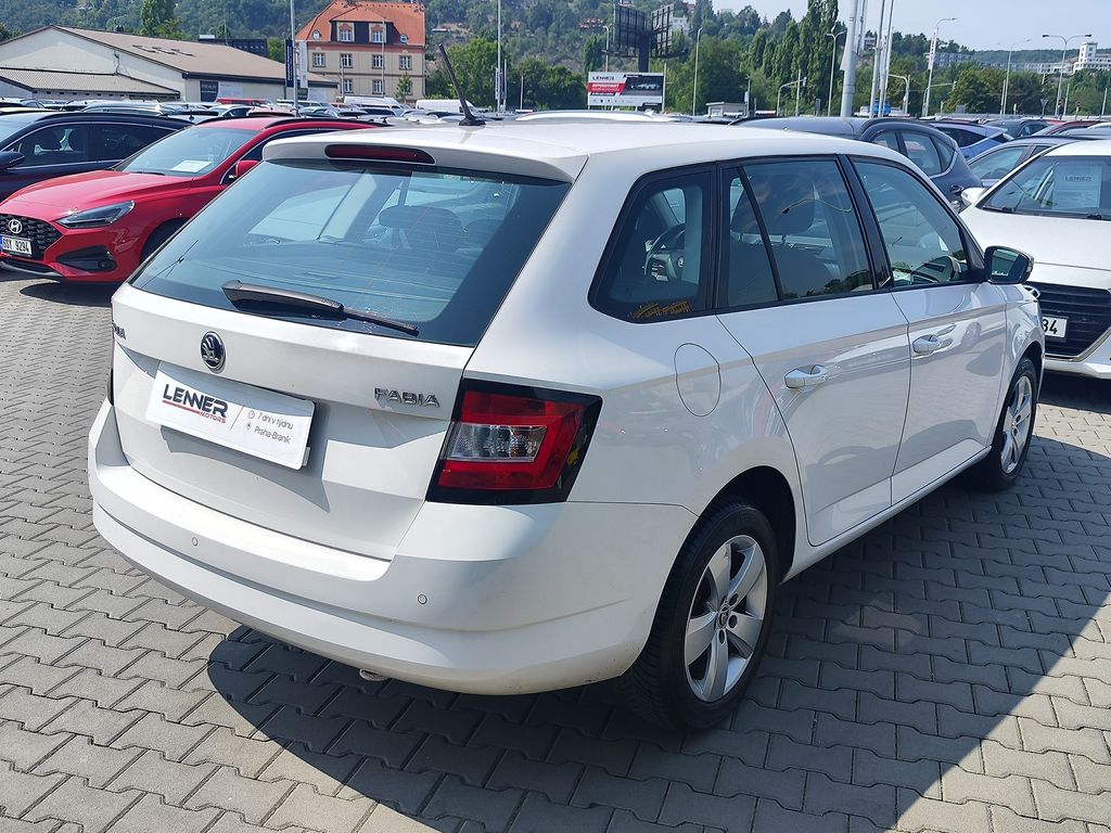skoda-fabia-1-4-tdi-66kw-style - 4