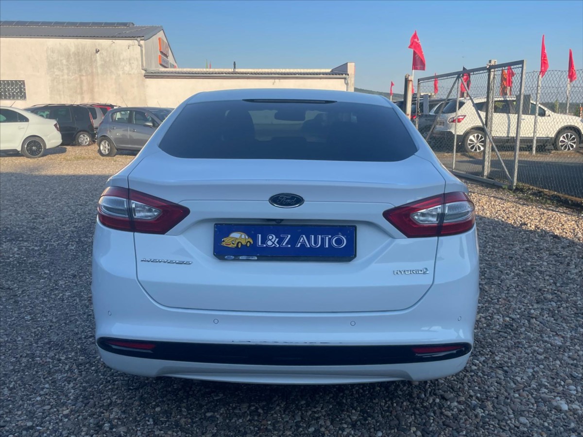 ford-mondeo-2-0-hybrid-titanium - 4